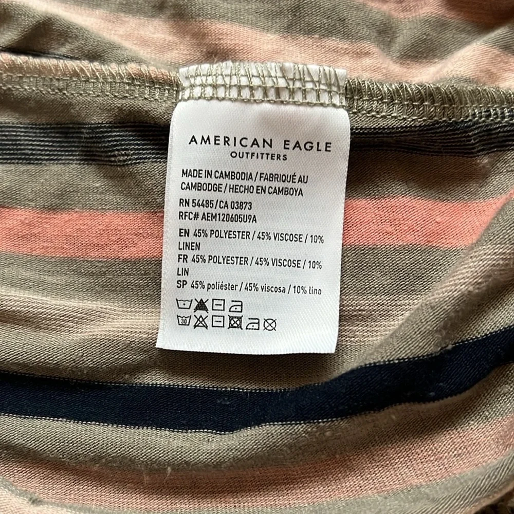 American Eagle Ruffle Bubble Top - Picture 5 of 6